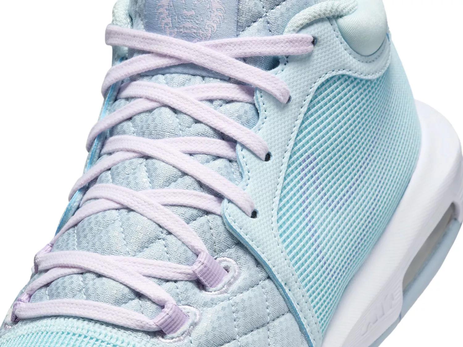 LeBron Witness 8 Basketball Shoe - Men's