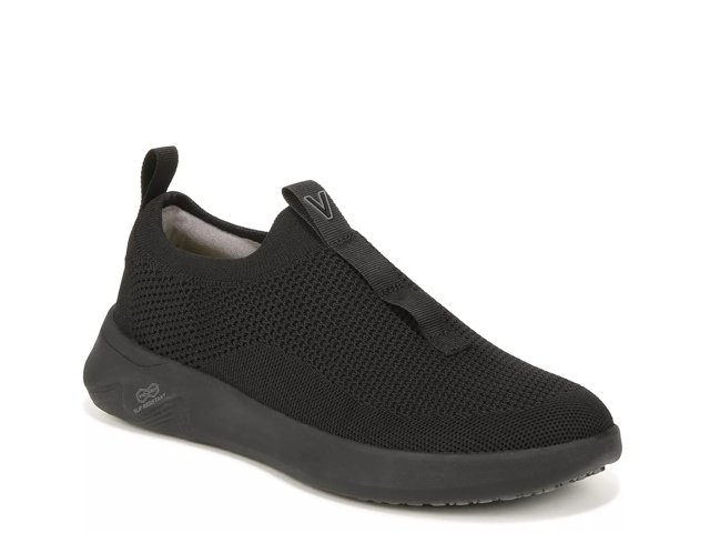 Advance Slip-On Sneaker