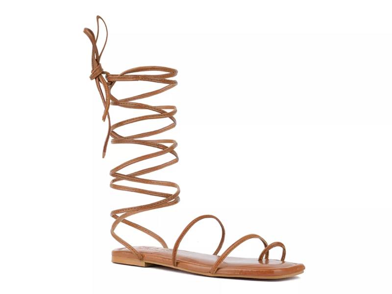 Amatha Sandal