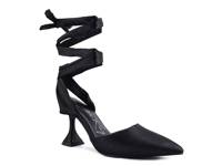 Fonda Pump Black view