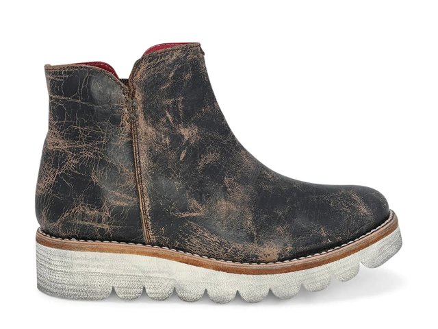 Lydyi Wedge Bootie - Women's