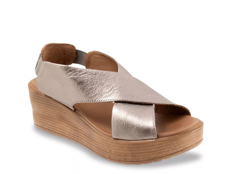 Naomi Wedge Sandal