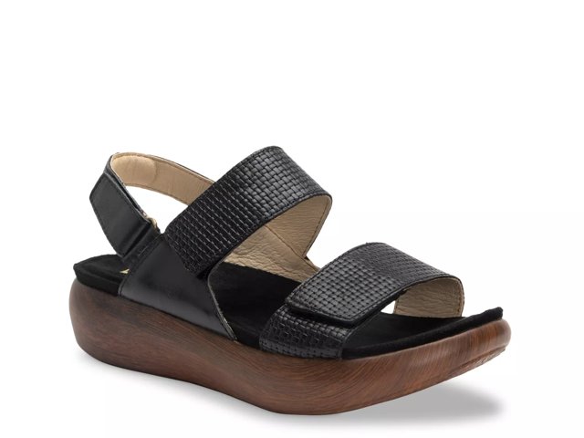 Bailee Wedge Sandal