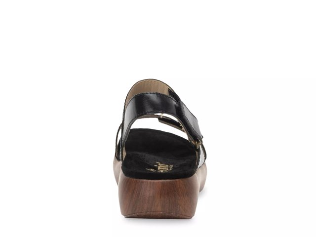 Bailee Wedge Sandal