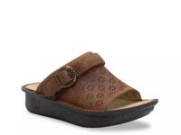 Klover Wedge Sandal Dark Brown view