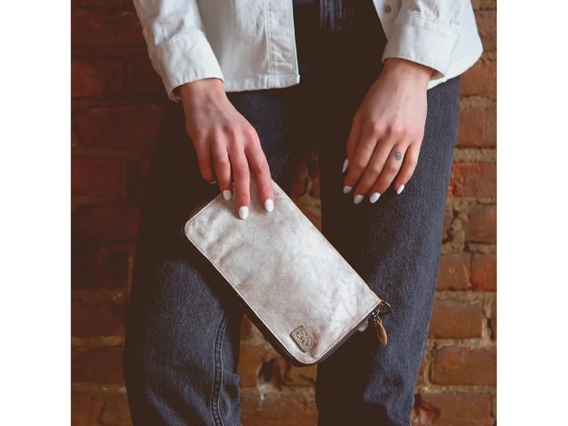 Templeton II Leather Clutch
