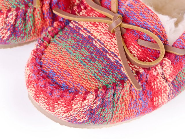 Cally Slipper - Women's