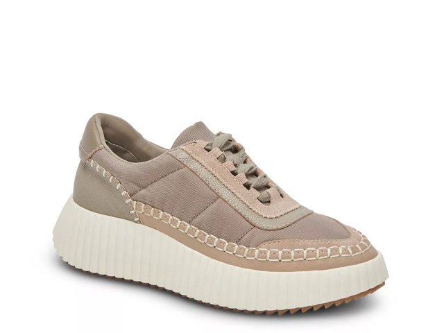 Dolen Sneaker