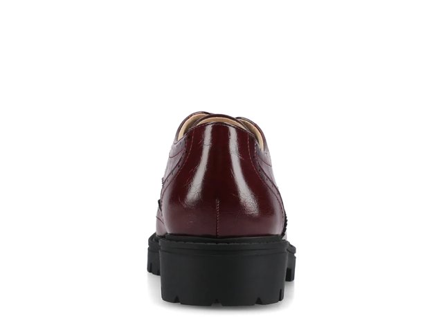 Claudiya Wingtip Oxford