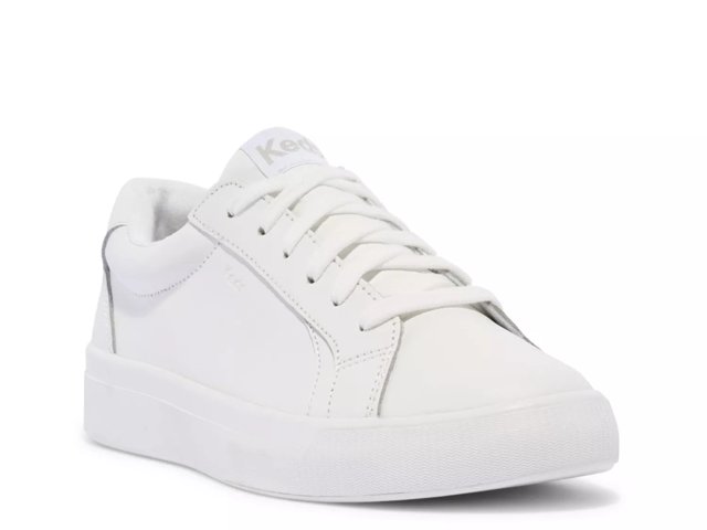 Pursuit Sneaker - Women's