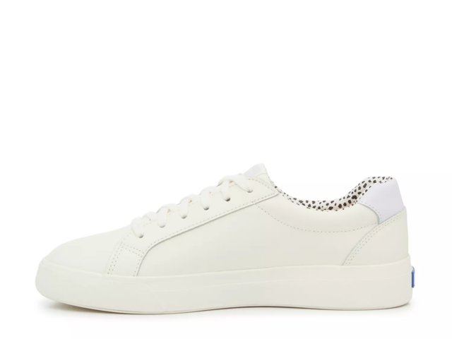 Pursuit Sneaker - Women's
