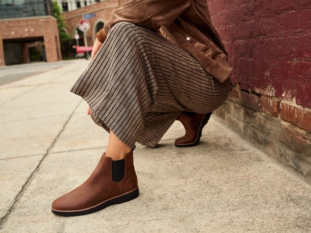 Dr. Scholl's Northbound Chelsea Boot - Free Shipping | DSW