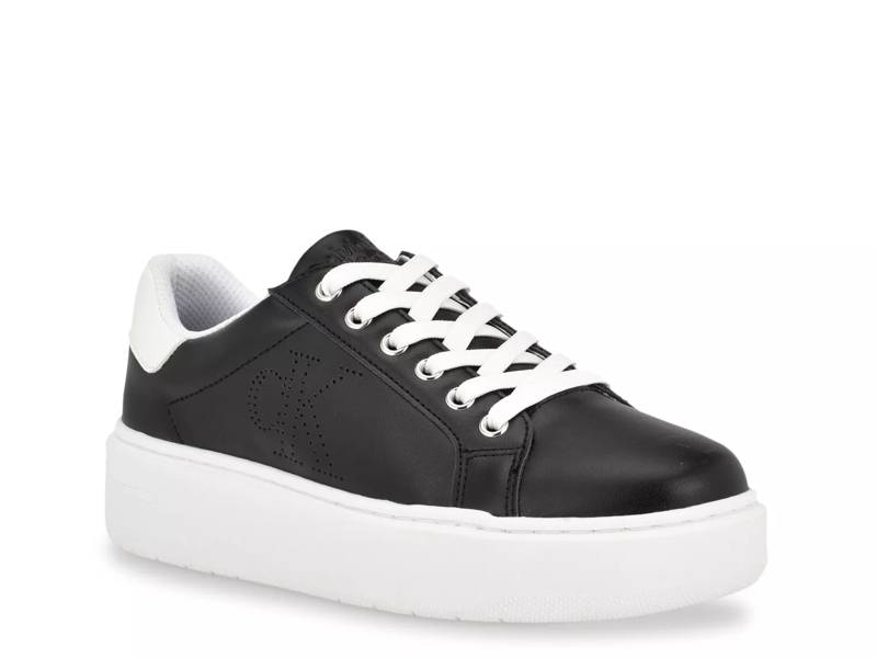 Daili Sneaker