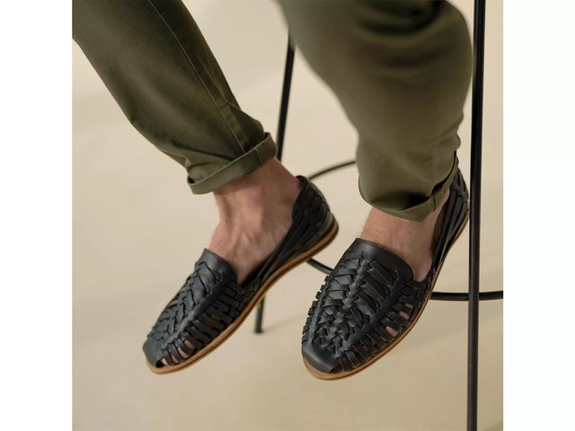 Nisolo Huarache Sandel Brand New sandals.jpg main image 2