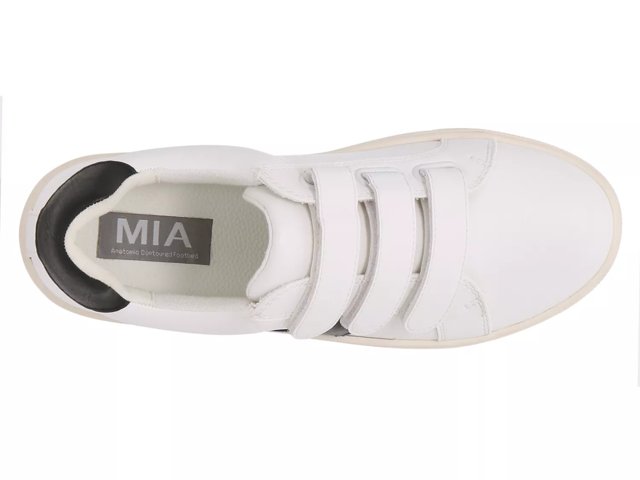Mia Izzie Sneaker - Women's - Free Shipping | DSW