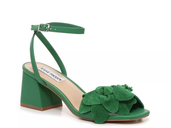 Featuring the women's Steve Madden Ammie Sandal. Click to shop women's Green Sandals at DSW Designer Shoe Warehouse.