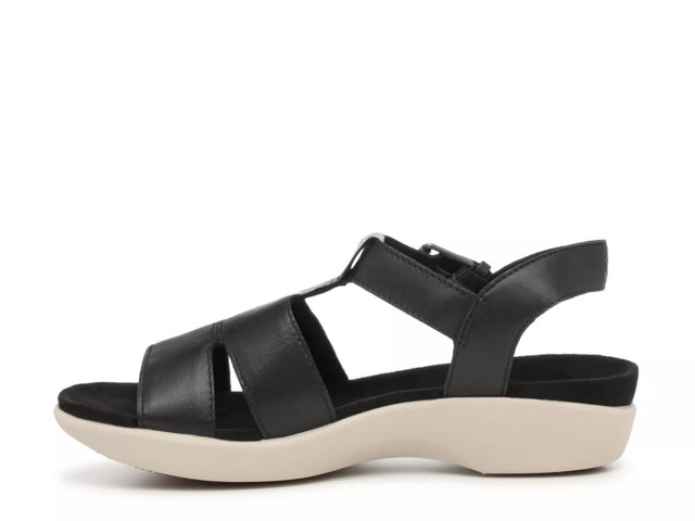 Dorri Sandal