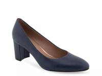 Betsy Pump Navy view