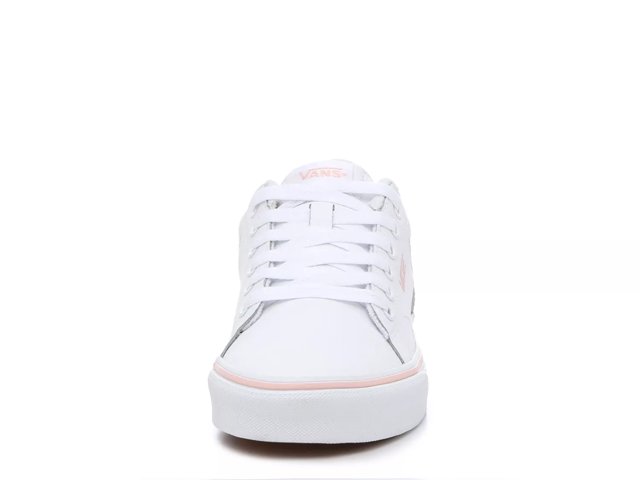 Seldan Sneaker - Women's