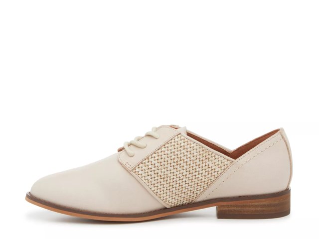 Elyza Oxford