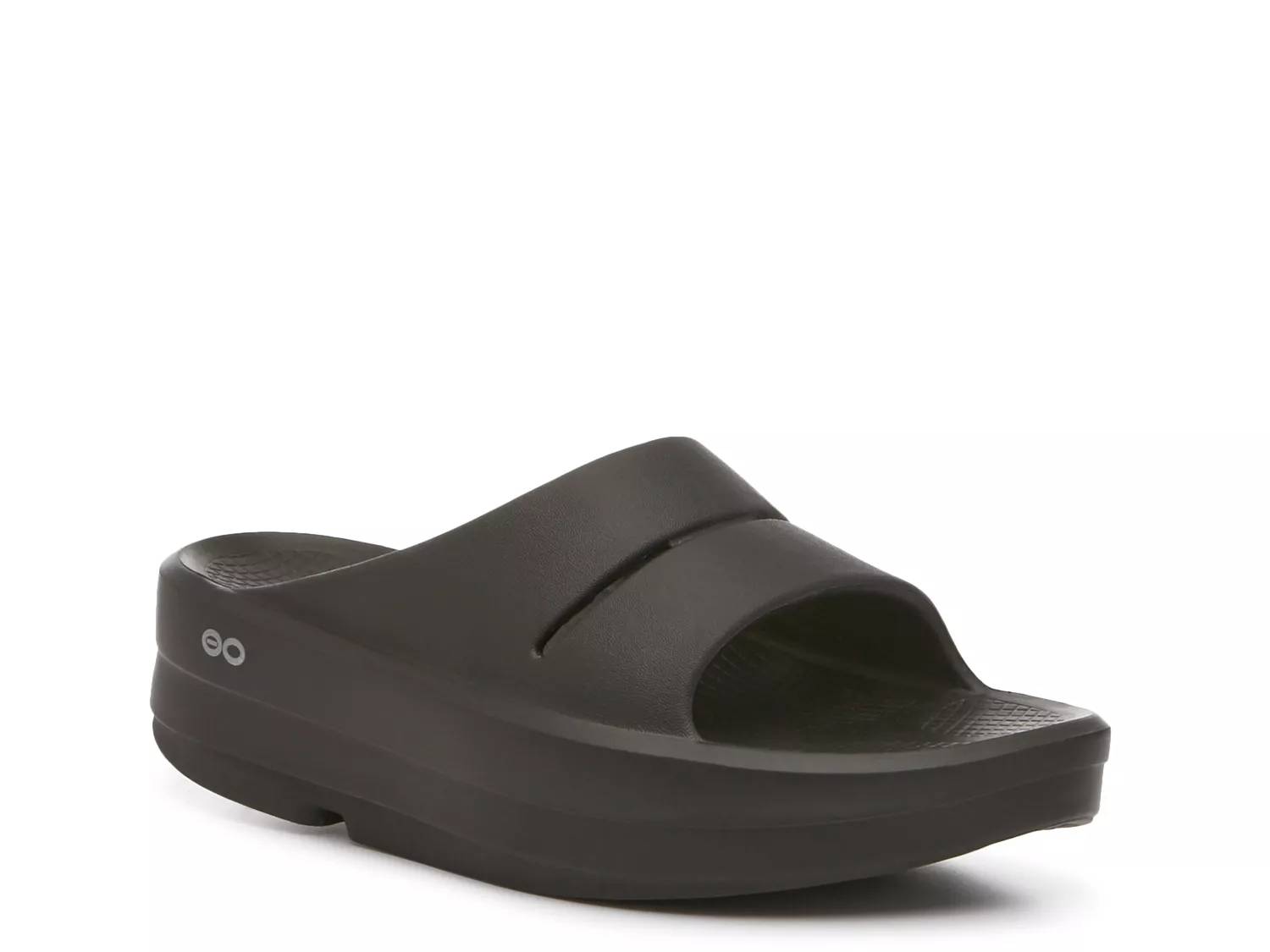 OOmega OOahh Wedge Sandal - Women's