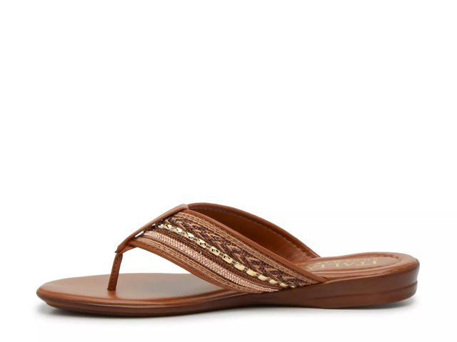 Zali Sandal