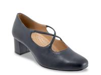 Demi Pump Navy view