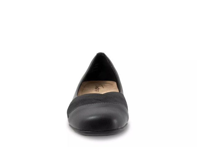 Stella Ballet Flat