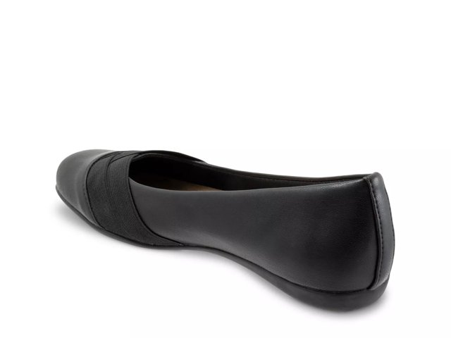 Stella Ballet Flat