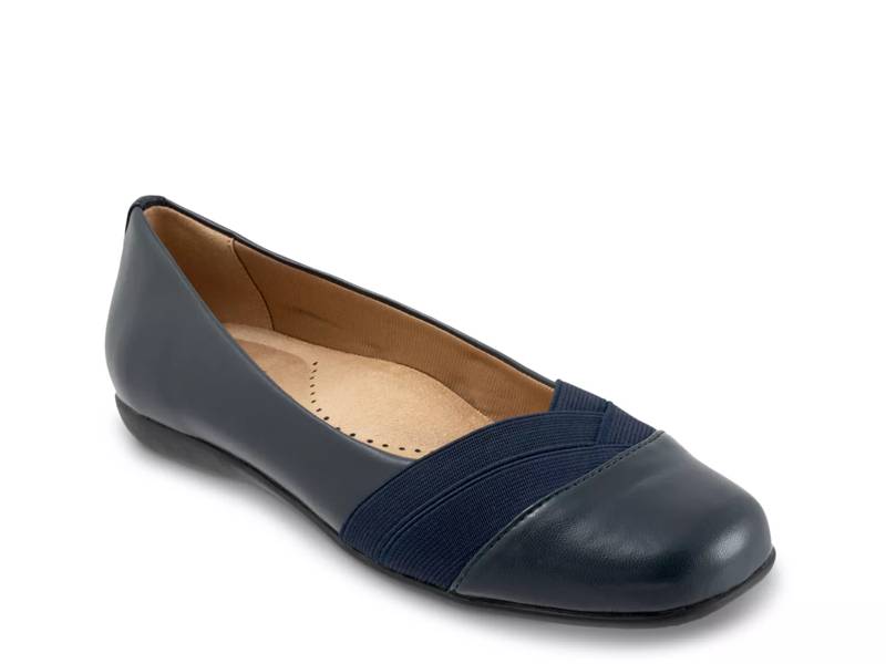 Stella Ballet Flat