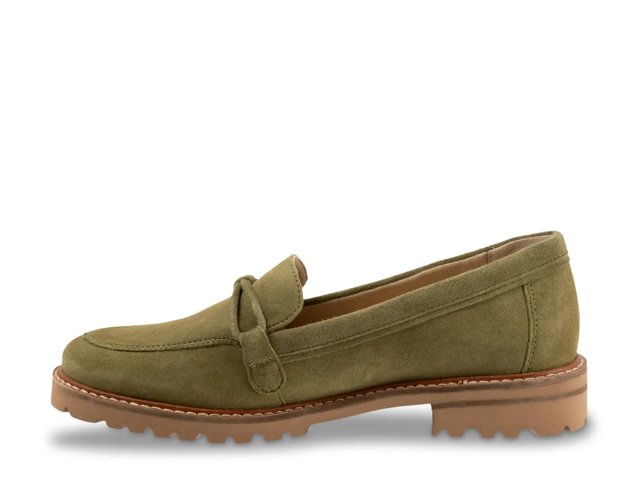 Fiora Loafer
