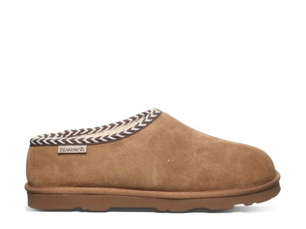 Featuring Bearpaw Beau Slipper