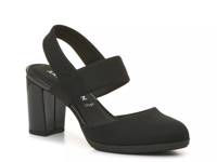 Clove Pump Black view