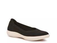 Averna Slip-On Sneaker - Women's Black view