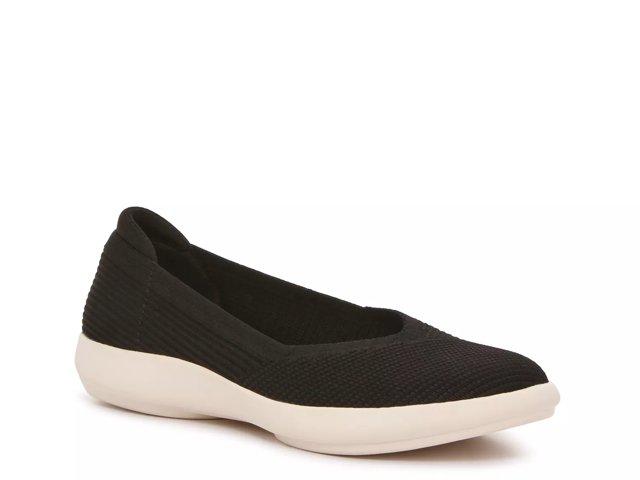 Averna Slip-On Sneaker - Women's