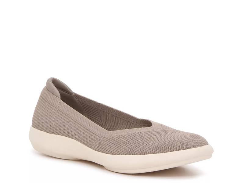 Averna Slip-On Sneaker - Women's