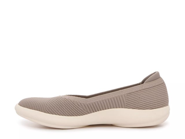 Averna Slip-On Sneaker - Women's