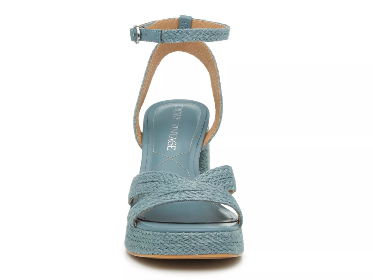 Dylann Sandal
