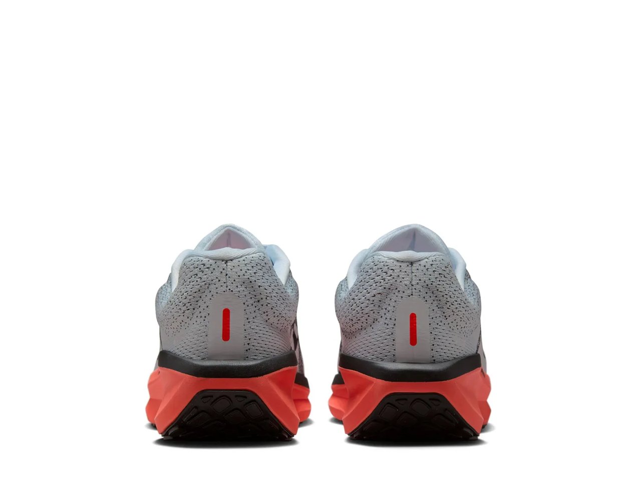 Winflo 11 Running Shoe - Men's