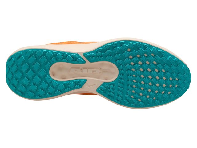 Winflo 11 Running Shoe - Men's