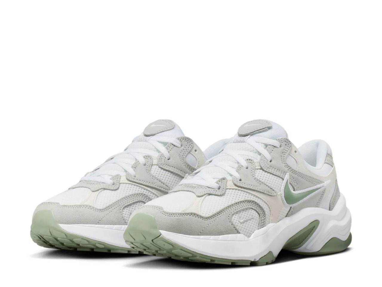 AL8 Sneaker - Women's