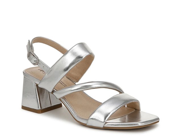 Celia Sandal
