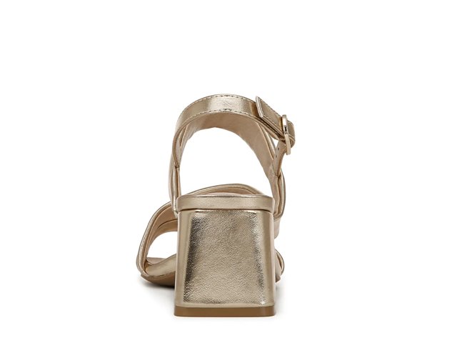Celia Sandal