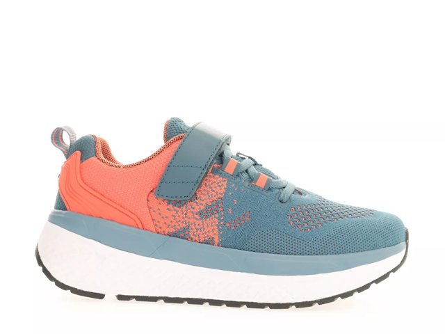 Ultra FX Sneaker - Women's