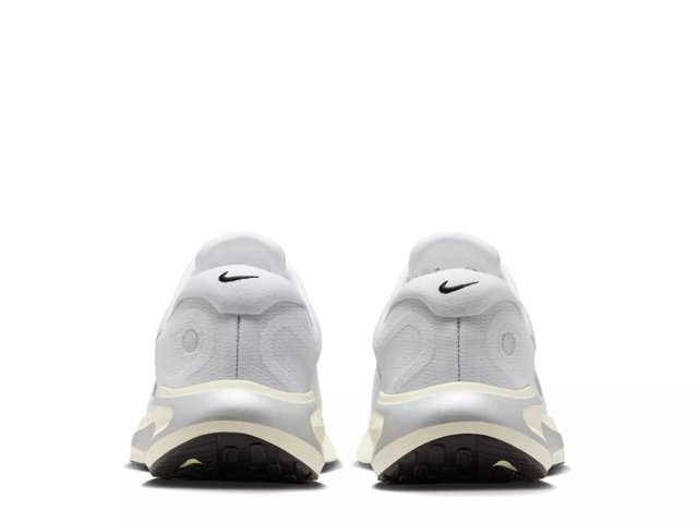 Journey Run Running Shoe - Women's