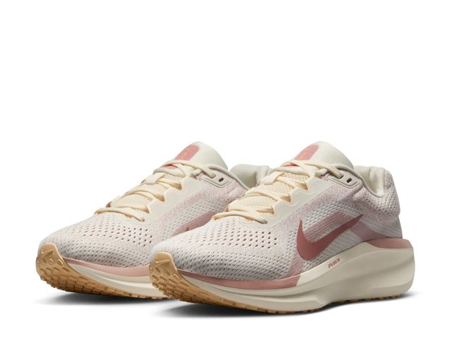 Winflo 11 Running Shoe - Women's