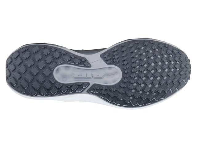 Winflo 11 Running Shoe - Women's