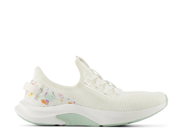 DynaSoft Nergize Sport v2 Sneaker - Women's