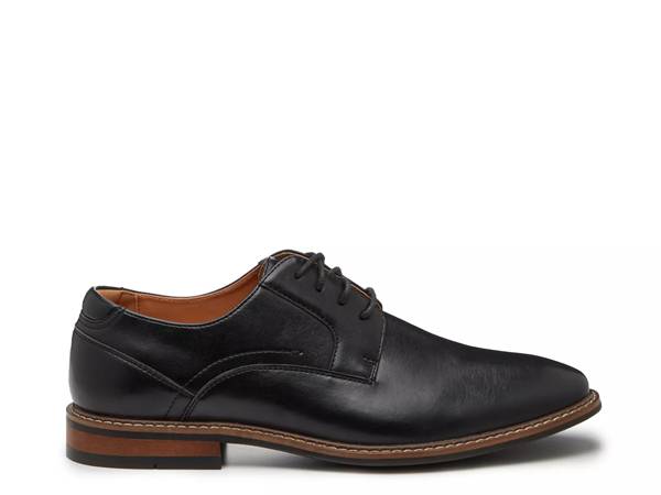 Click to shop men's oxfords at DSW Designer Shoe Warehouse.