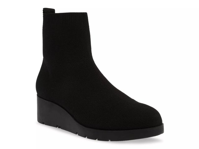 Quest Wedge Bootie